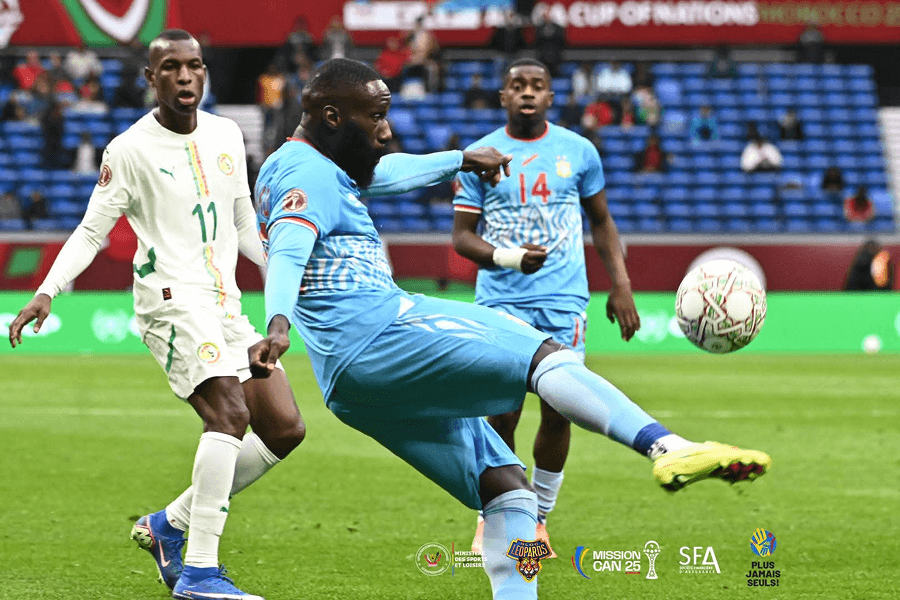 Bakambu marque contre Sénégal, groupe D CAN