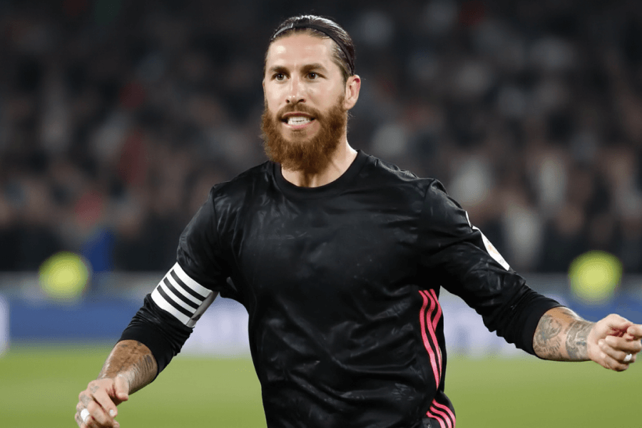 Sergio Ramos célébrant un but lors d’un match avec Monterrey.