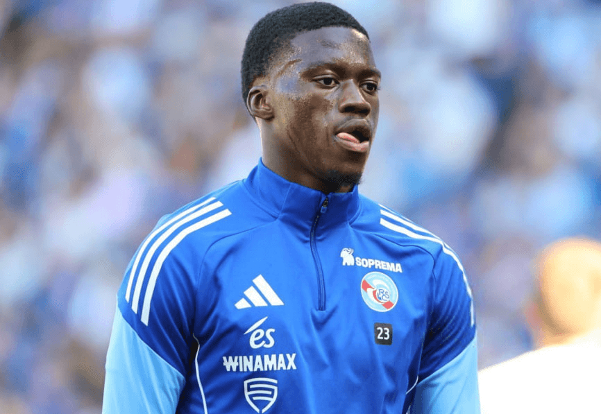 Chelsea prépare le rappel de Mamadou Sarr alors que la piste Jacquet se complique