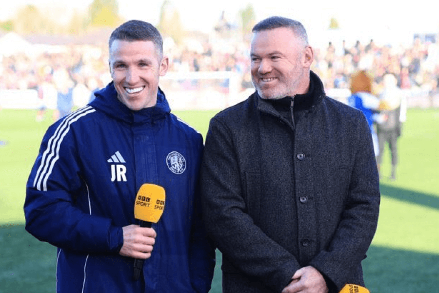 Wayne Rooney légende Manchester United prêt revenir adjoint Old Trafford Everton