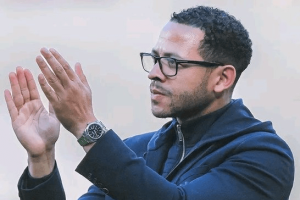 Liam Rosenior entraîneur Chelsea conférence presse Stamford Bridge 2026
