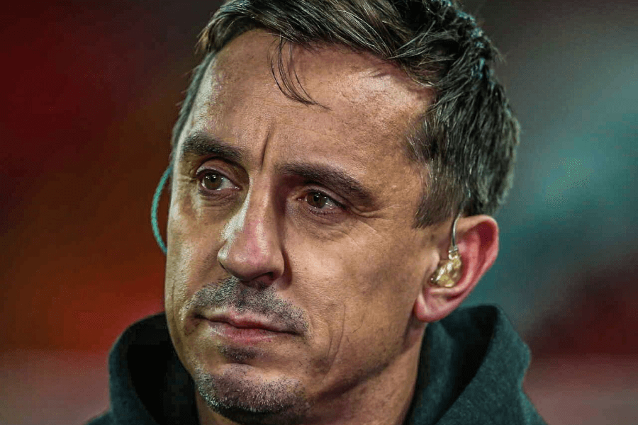 Gary Neville Sky Sports critique Robert Sanchez erreur Arsenal Chelsea