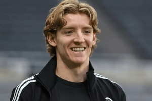 Anthony Gordon Newcastle United ailier dribble Premier League saison 2025-2026