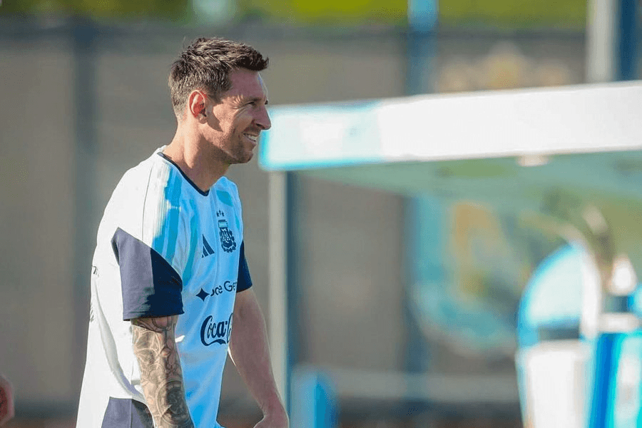 Lionel Messi capitaine Argentine célèbre son 900e but Inter Miami 2026