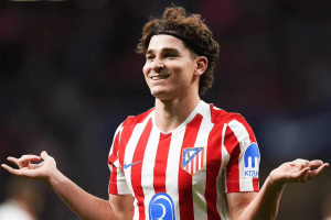 Julian Alvarez célébrant un but avec l'Atlético de Madrid en Ligue des Champions 2026