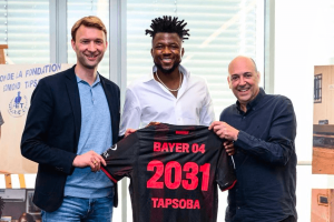 Edmond Tapsoba signe prolongation officielle contrat Bayer Leverkusen 2026