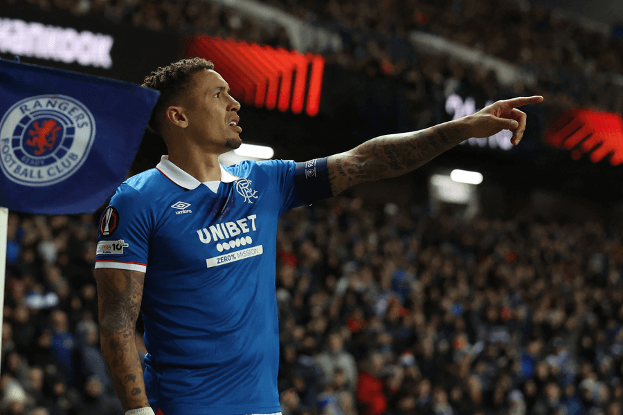 James Tavernier brassard capitaine Rangers FC Ibrox Stadium Glasgow