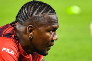 Hugo Rodallega capitaine de Santa Fe avant Rodallega Santa Fe Peñarol Copa Libertadores 28 mai 2026 au Estadio Campeón del Siglo de Montevideo