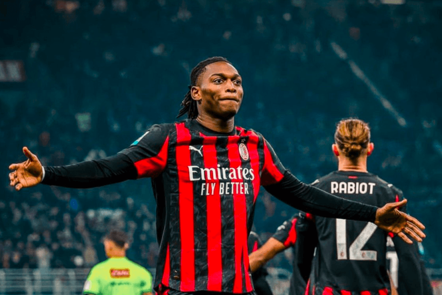 Rafael Leão annonce son départ Milan Premier League 2026 lors de l'interview Sport TV Portugal — numéro 10 des Rossoneri depuis sept saisons
