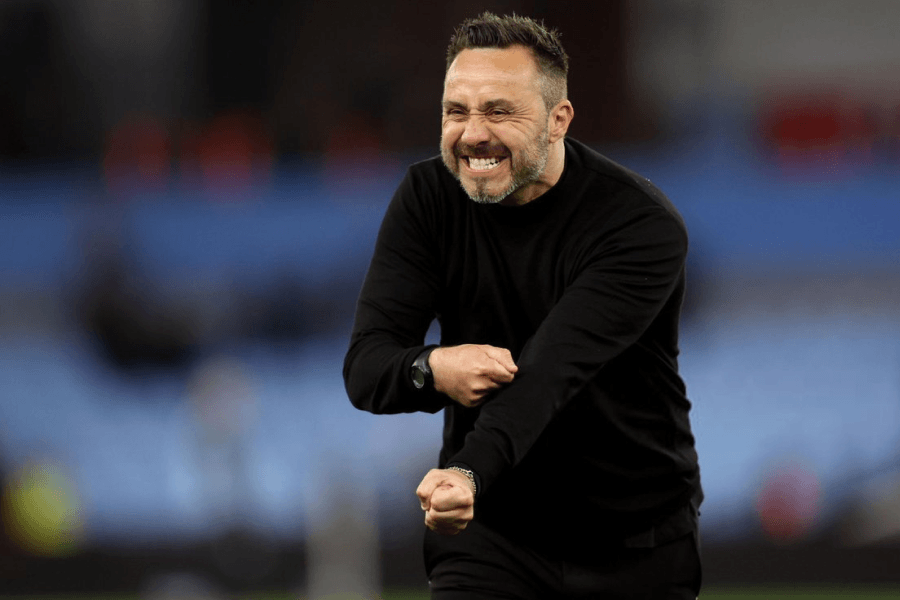 Roberto De Zerbi entraîneur Tottenham Hotspur en conférence de presse avant Tottenham Leeds United 11 mai 2026 — crise des blessés en Premier League