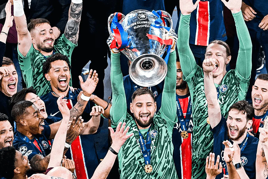 Donnarumma lors d'un match avec le PSG en Ligue des champions