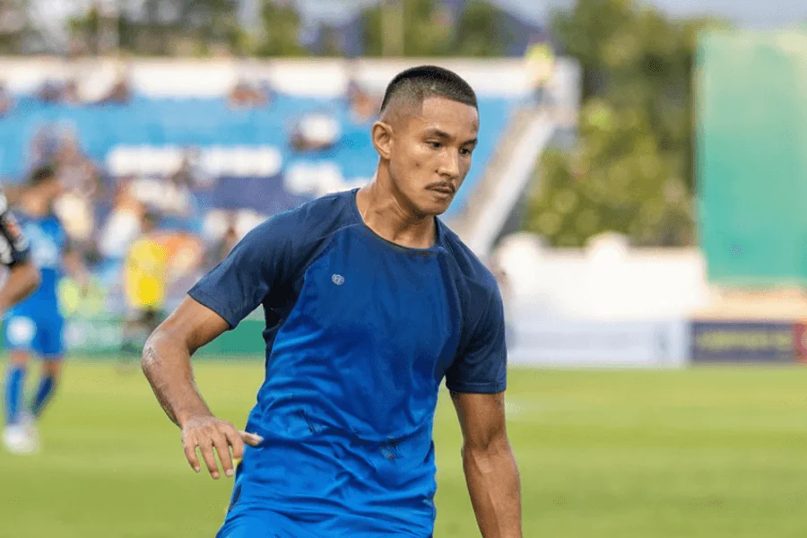 L'équipe de football nationale du Brunei avec Faiq Bolkiah.