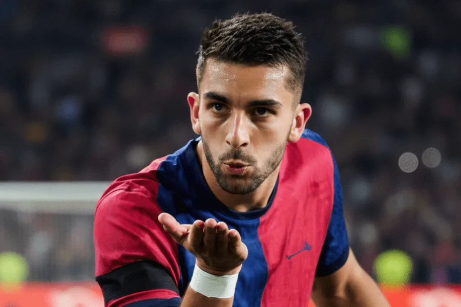 Ferran Torres lors de sa célébration après un but avec Barcelone.