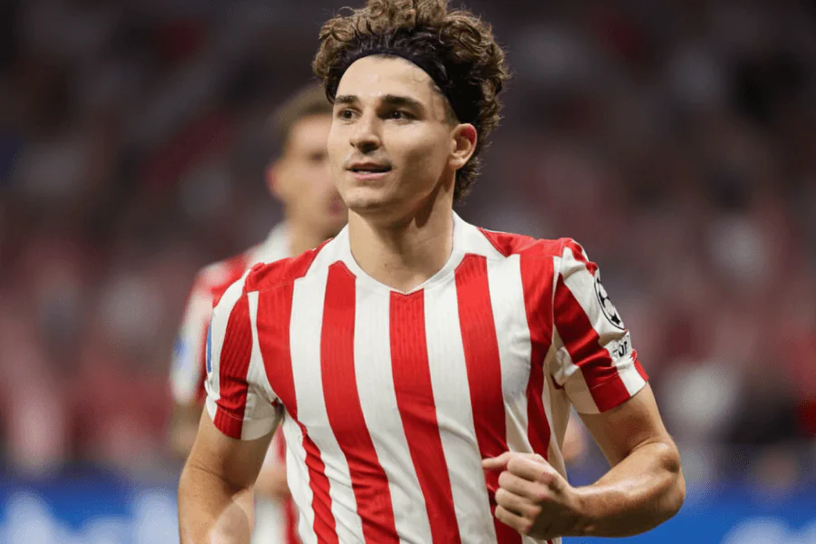 Les célébrations de l'Atlético Madrid après un but d'Álvarez