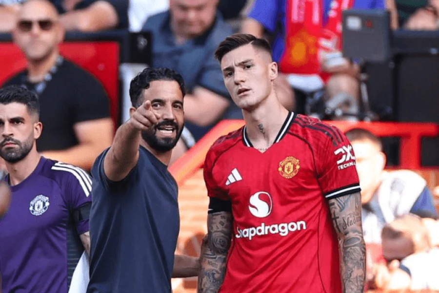 Amorim frustré par refus du mercato United