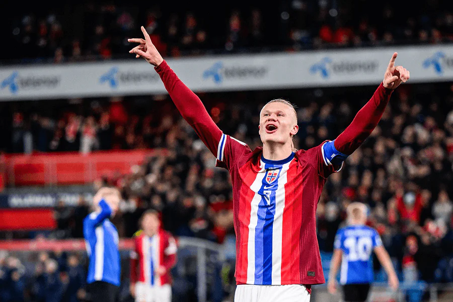 Haaland en action sur le terrain avec Manchester City.