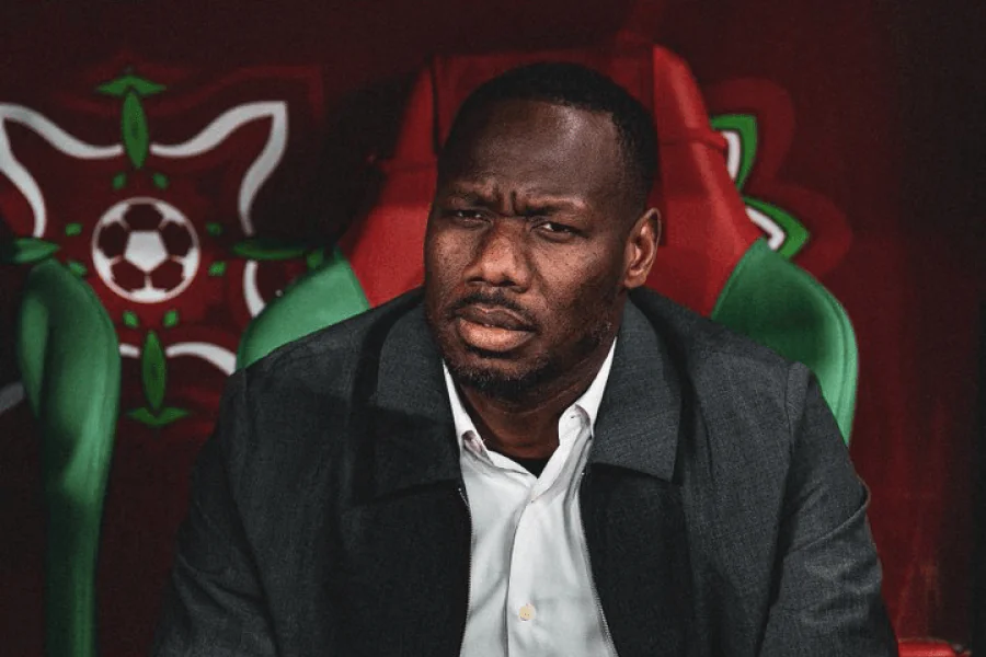 Équipe Sénégal quittant terrain incident arbitrage Maroc