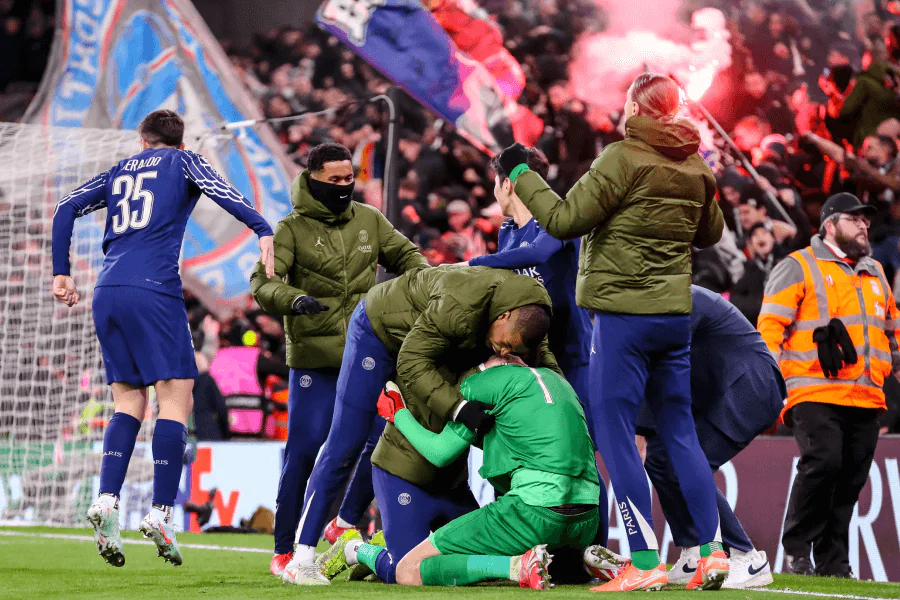 PSG Liverpool penalties Donnarumma arrêt Nunez Jones élimination huitièmes Ligue Champions