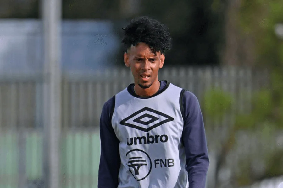 Fisher latéral droit adaptation réussie TS Galaxy après Cape Town City