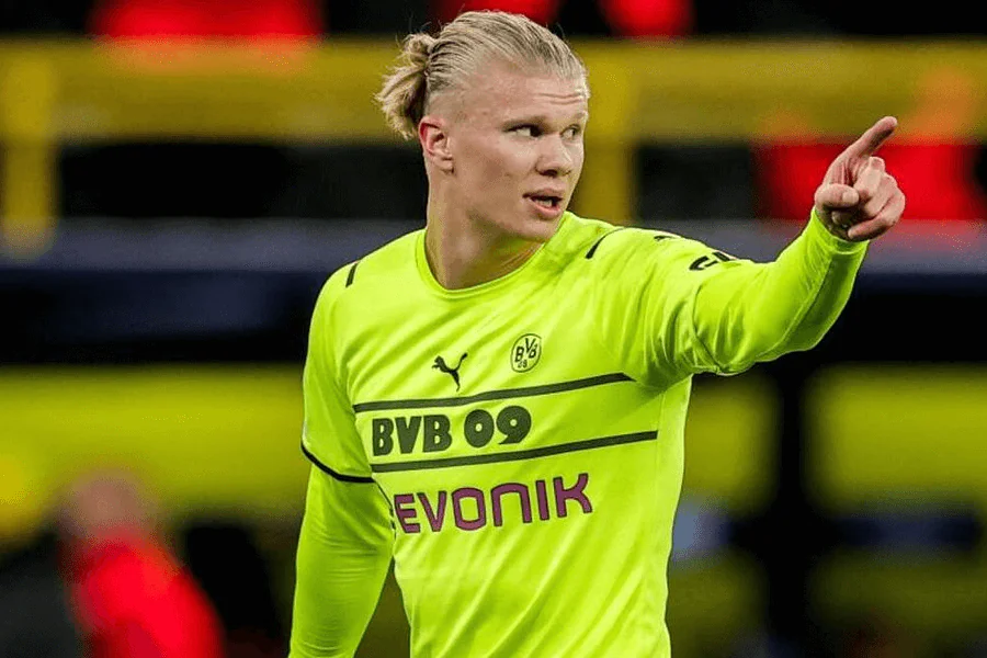 Erling Haaland but célébration Manchester City Premier League 2025