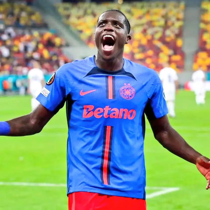 Olympique Lyonnais Groupama Stadium Ligue 1 défense mercato 