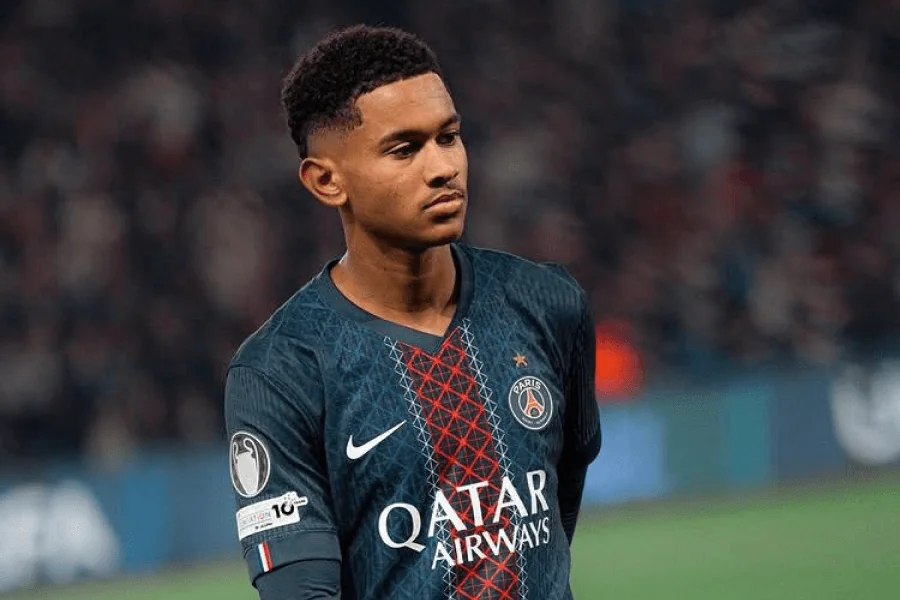 Senny Mayulu but finale Ligue des Champions PSG Inter Milan 5-0 Munich 2025