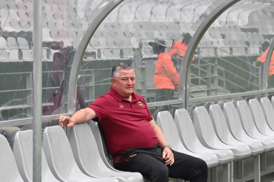 Gavin Hunt entraîneur Stellenbosch déçu après élimination défaite lourde Brazzaville