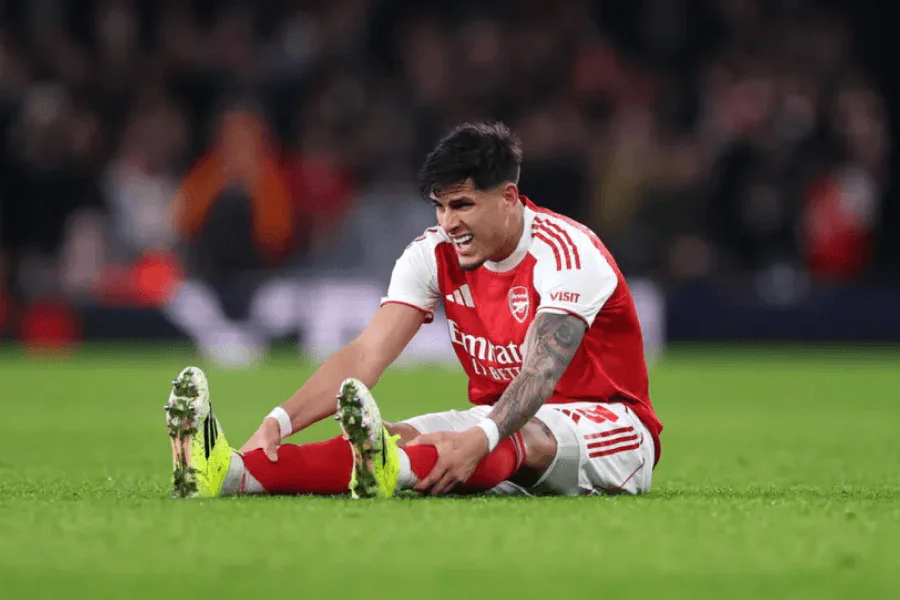 Piero Hincapie défenseur polyvalent Arsenal Bayer Leverkusen prêt 2025-26 11