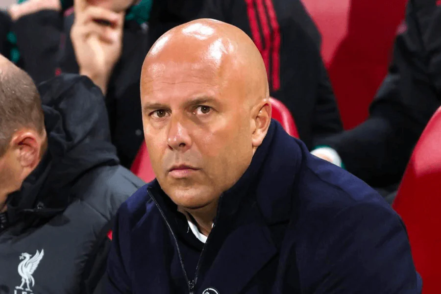 Arne Slot conférence de presse Liverpool saison difficile 2025-26