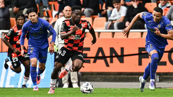 Arsène Kouassi : Lorient fixe son prix, l'Europe se bat