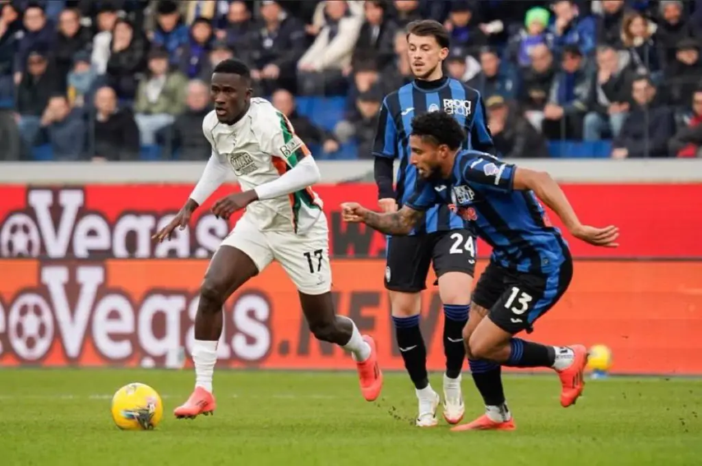 Cheick Condé sous le maillot du FC Zurich lors d'un match de Super League suisse saison 2023-24

