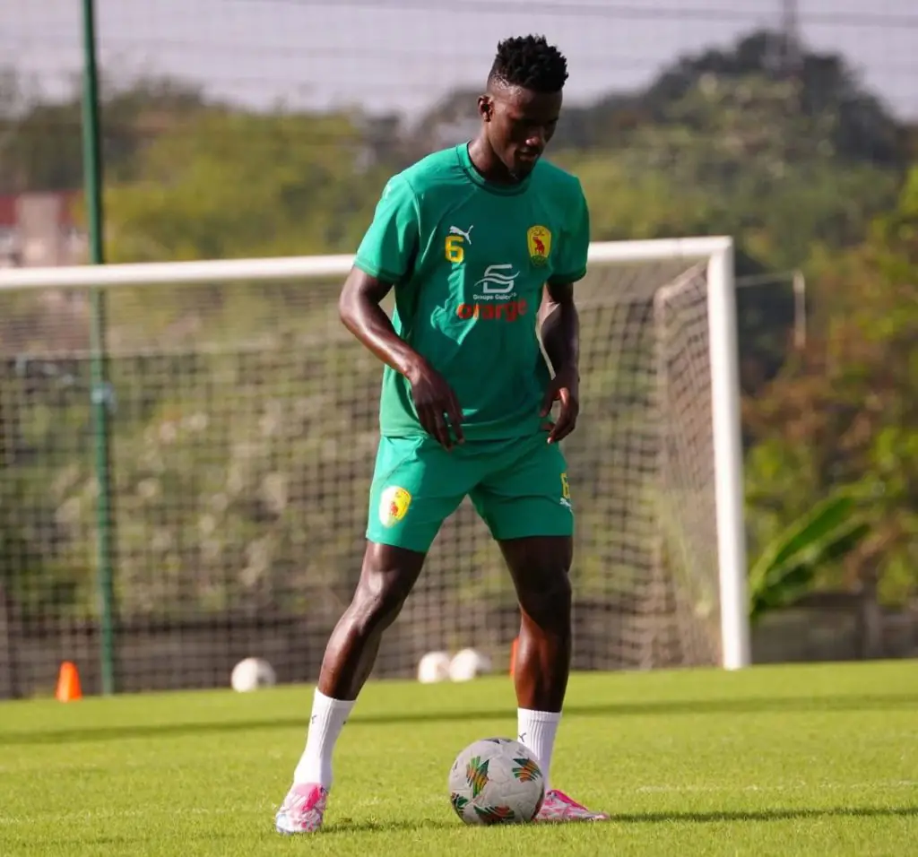 Cheick Oumar Condé milieu guinéen du FC Blau-Weiß Linz en action lors d'un match de Bundesliga autrichienne 2026

