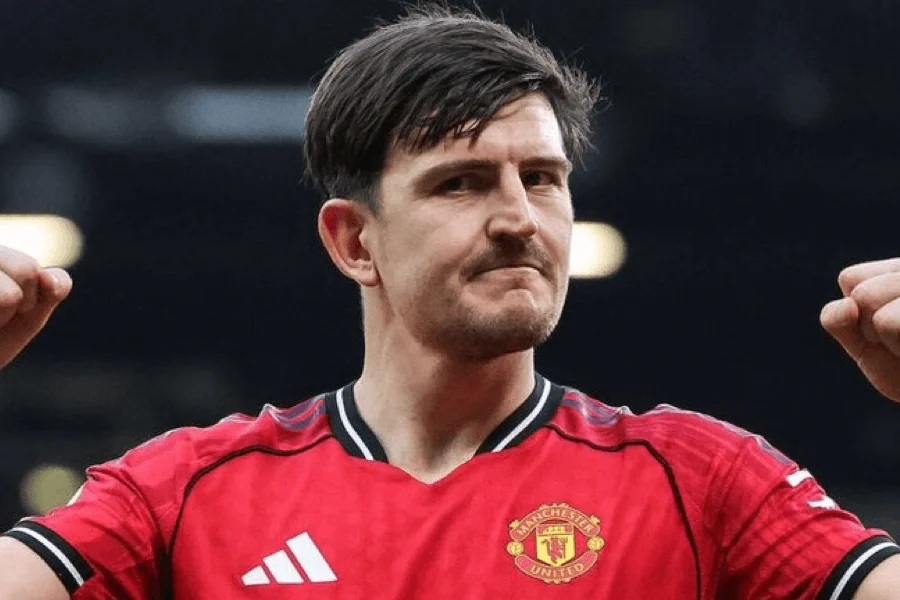 Harry Maguire signe prolongation contrat Manchester United avril 2027
