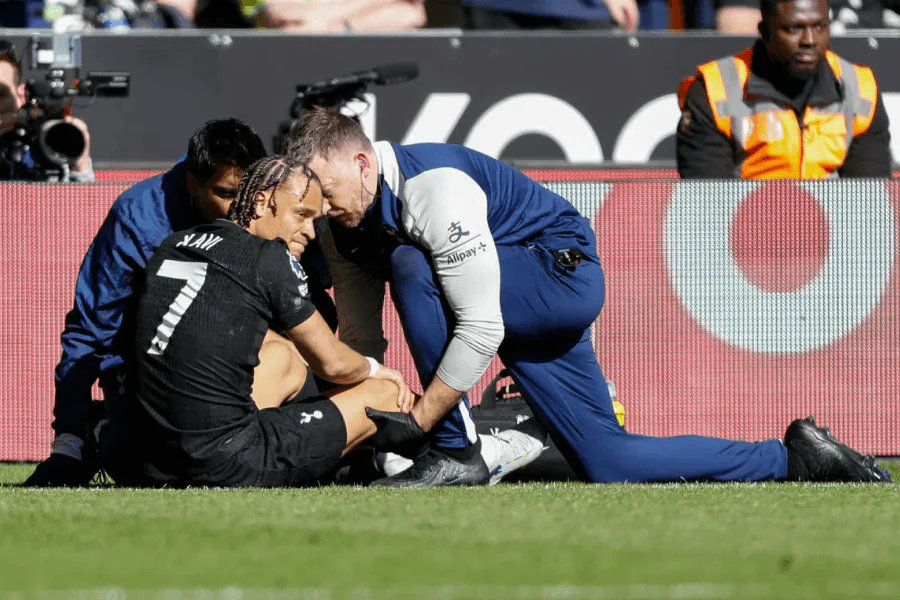 Xavi Simons sélection Pays-Bas Coupe du Monde 2026 forfait blessure LCA