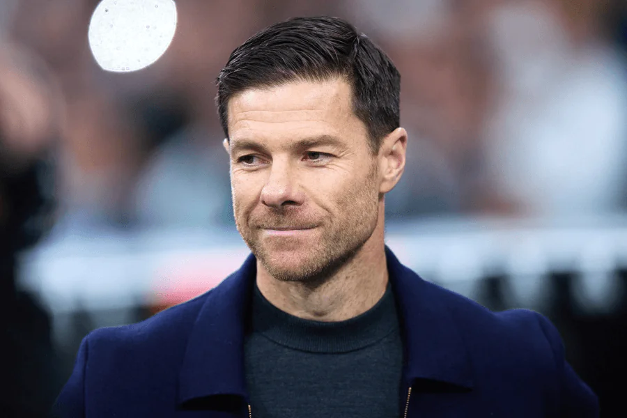 Xabi Alonso candidat Chelsea entraîneur 2026 — ex-coach Real Madrid libre pour Stamford Bridge en Premier League