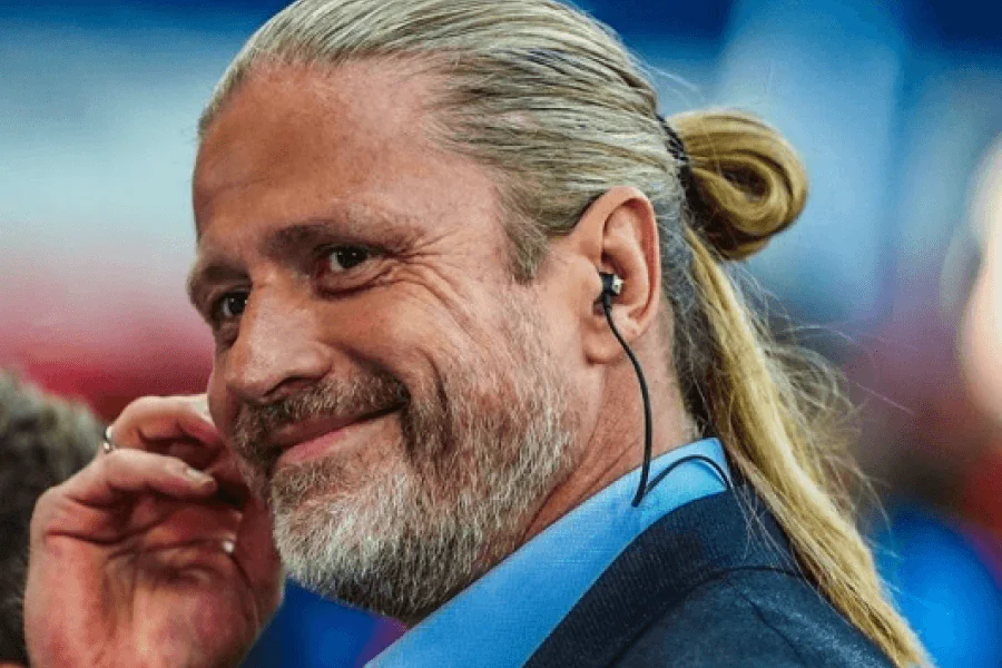 Emmanuel Petit ancien milieu Chelsea Arsenal analyse transfert Osimhen