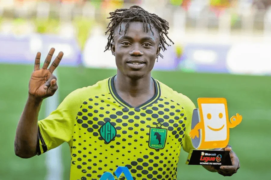 Marzouk Diakana célèbre son but lors de Vita Club Céleste FC play-offs Linafoot — 2-0 au terrain Kurara Mpova le 24 mai 2026